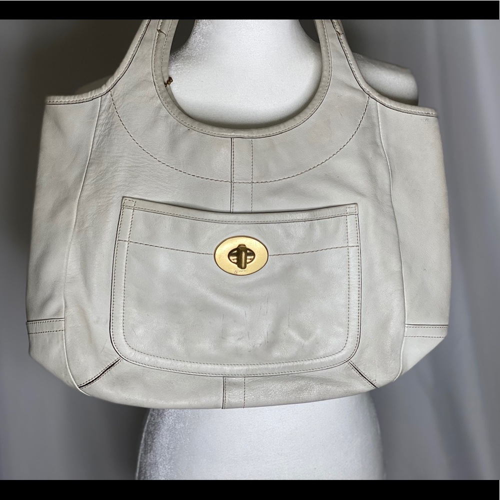 Coach white shoulder bag